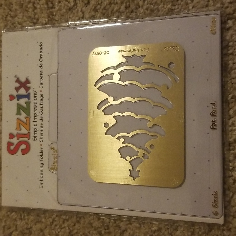 Sizzix Simple Impressions Embossing Folder Tree, Christmas.